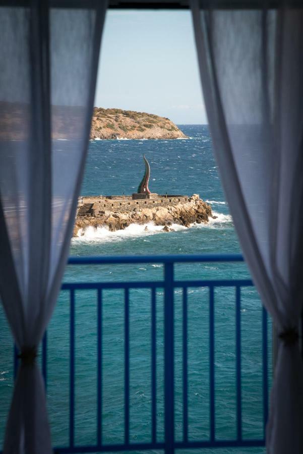 Sea View *