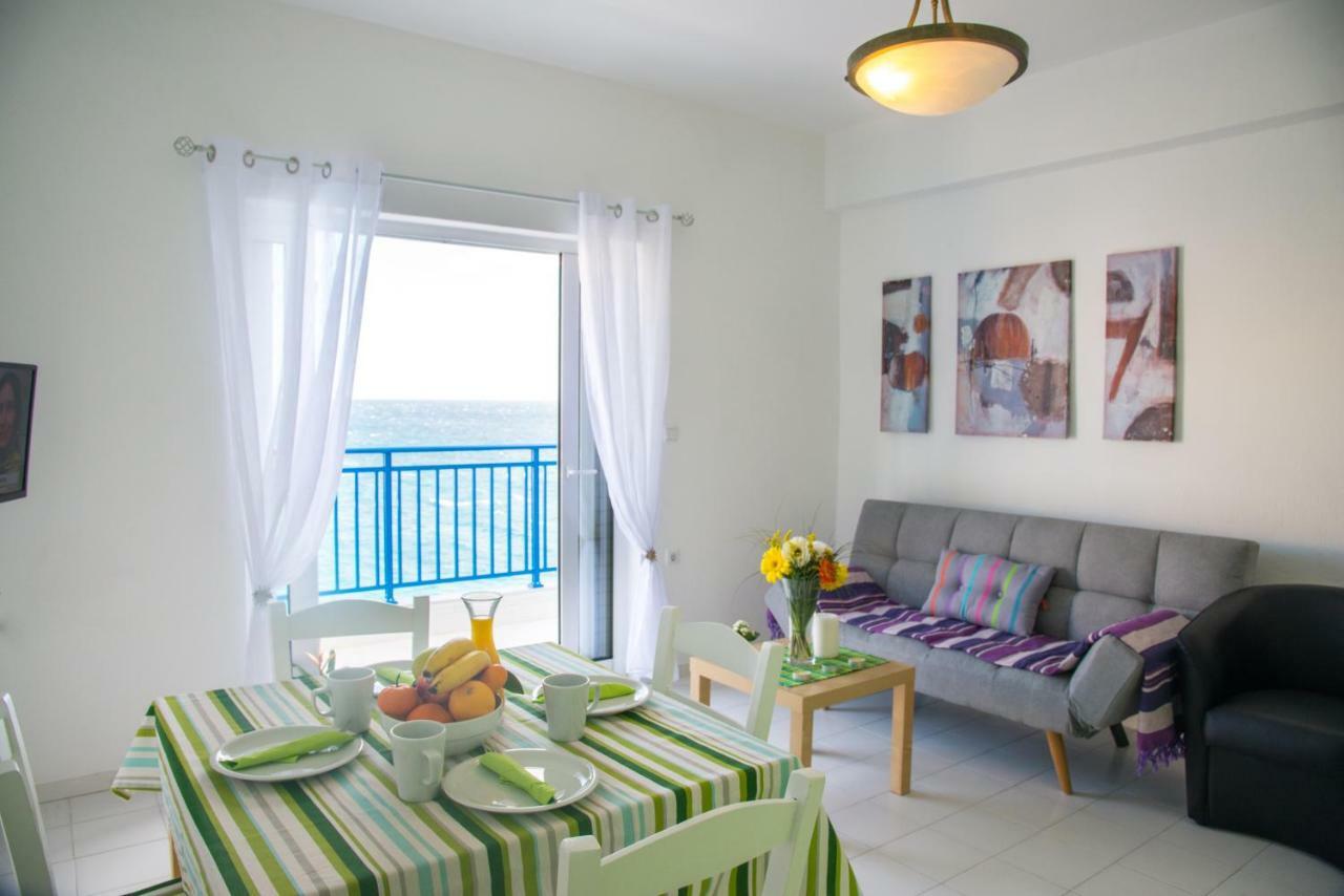 Sea View Apartment *